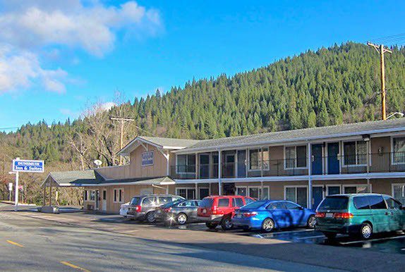 Dunsmuir Inn & Suites Hotel | Lodging | Mike Hibbard Fly Fishing